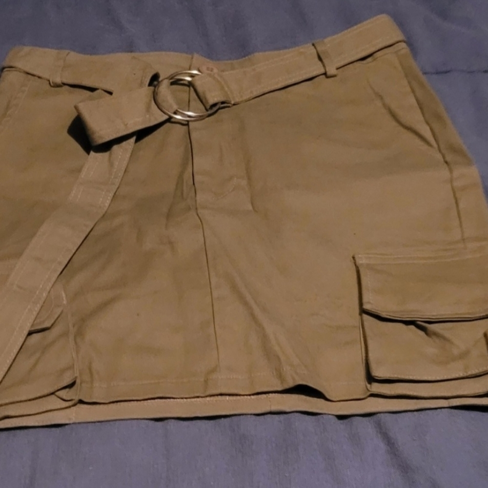 New Sexy Skirt (Available in Pink too)